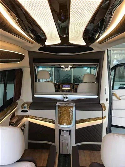 Personalizza tutti i tipi di accessori per auto modificati